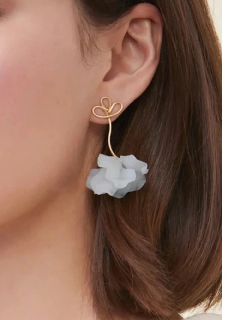 449 18K gold plated Corolla drop earrings/wedding/bridal/dressy